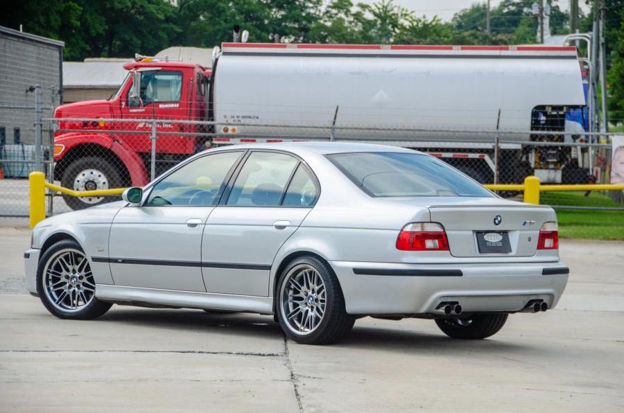  BMW M5 (E39) 2003 года  (фото 99 из 148)